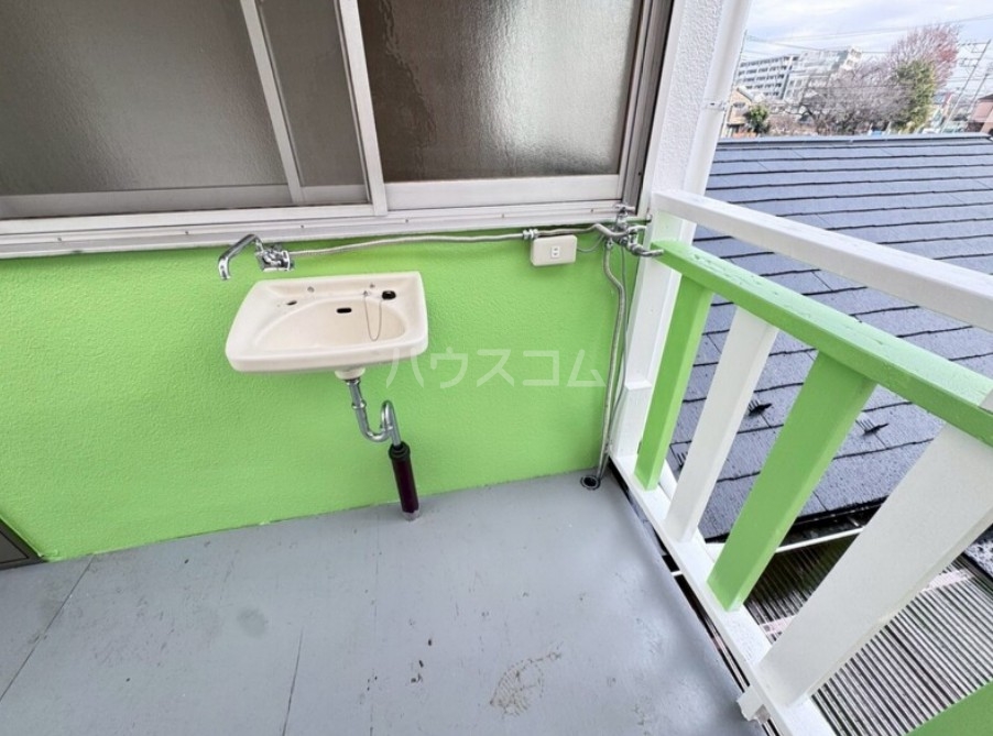 21/26 バルコニー