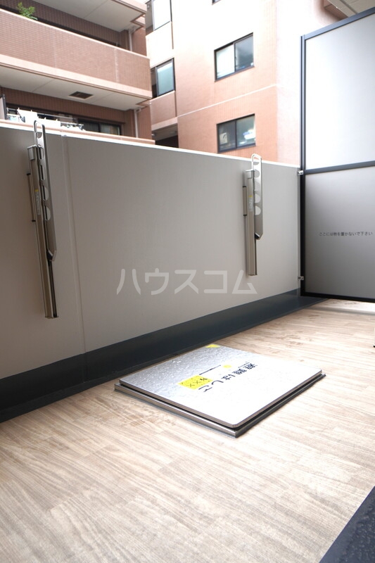 13/25 バルコニー