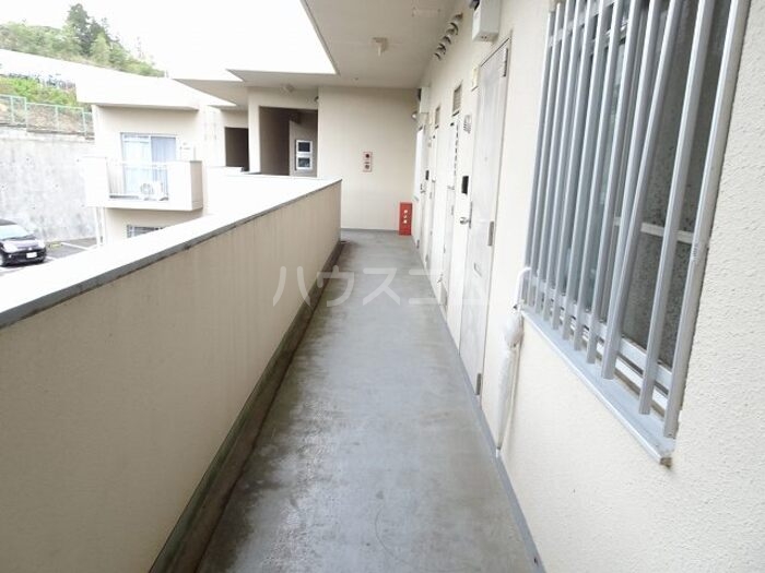 14/17 エントランス