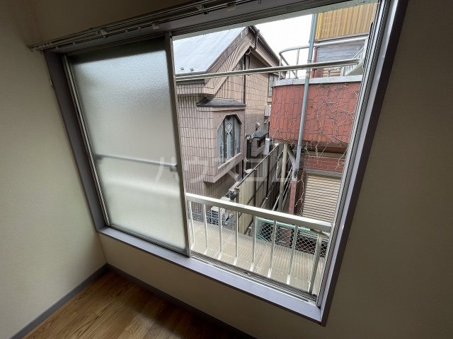 15/27 バルコニー