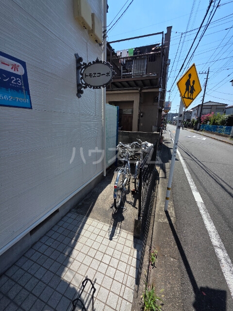 20/29 駐車場