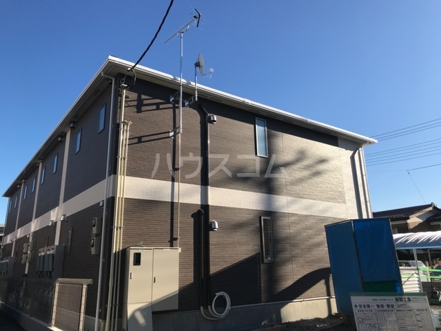 24/30 エントランス