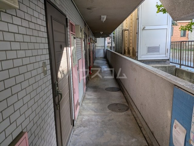 19/29 エントランス