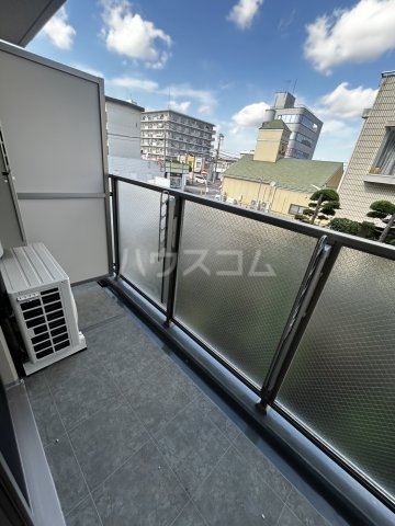 20/30 バルコニー