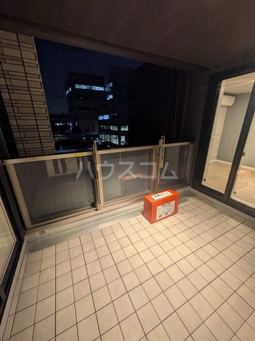 19/30 バルコニー