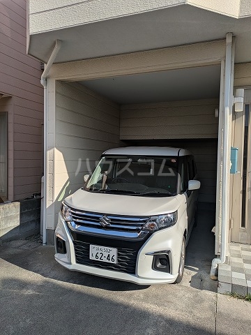25/26 駐車場