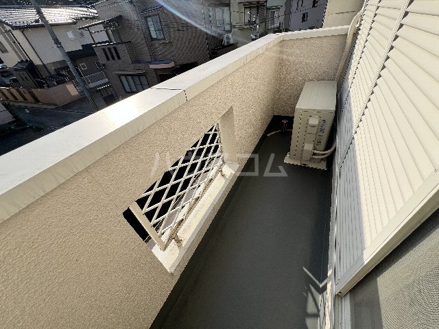 21/30 バルコニー