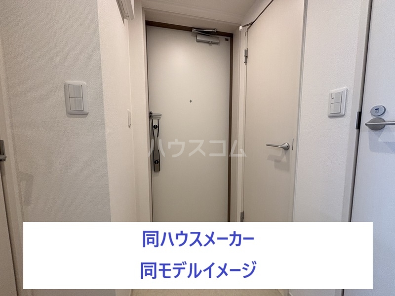 14/23 エントランス