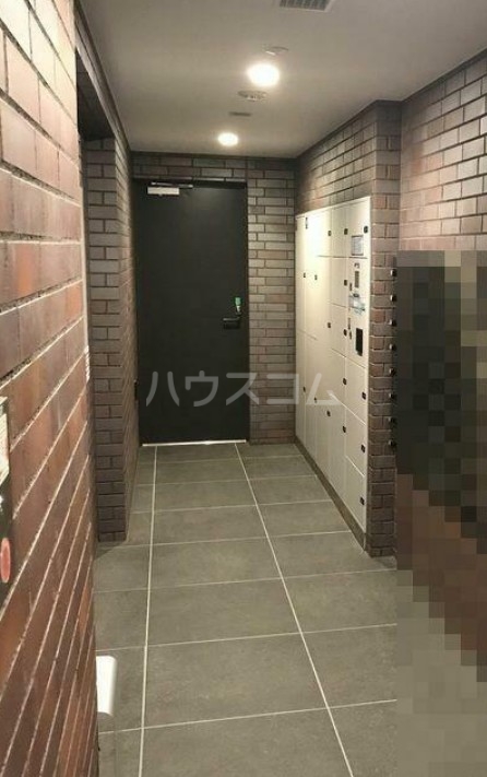 15/25 エントランス