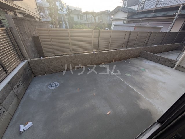 17/27 バルコニー