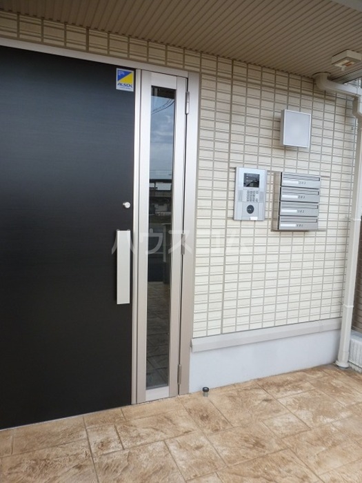 17/22 エントランス