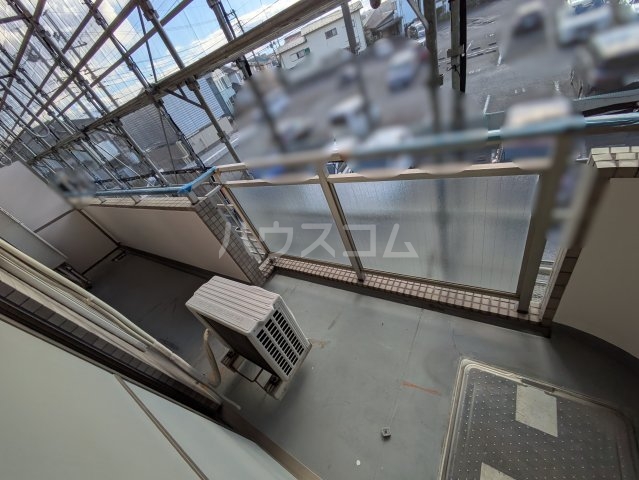 23/30 バルコニー