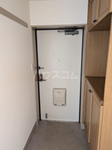 14/30 玄関