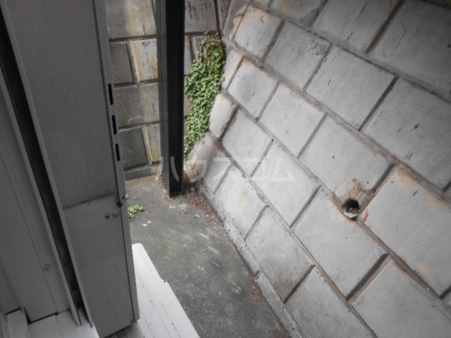 19/28 バルコニー