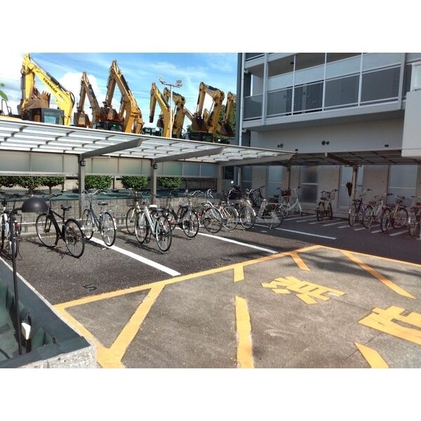 9/20 駐車場