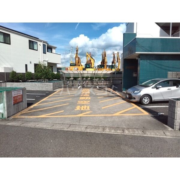 10/20 駐車場