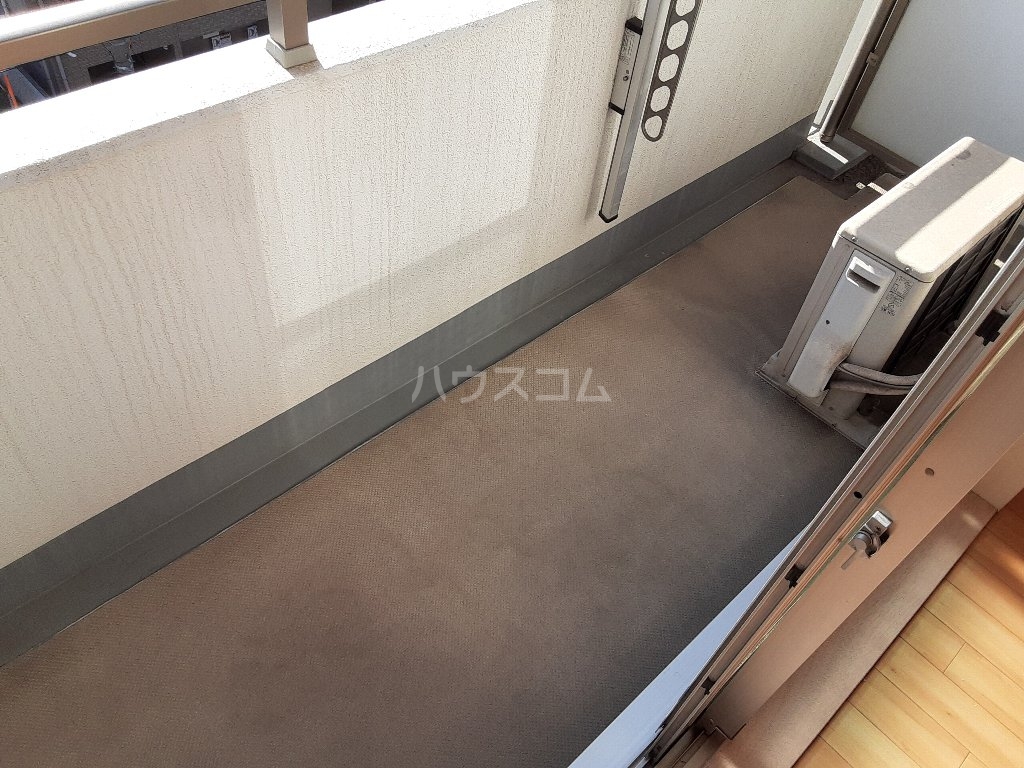 20/30 バルコニー