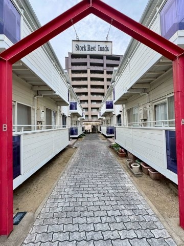 19/26 エントランス