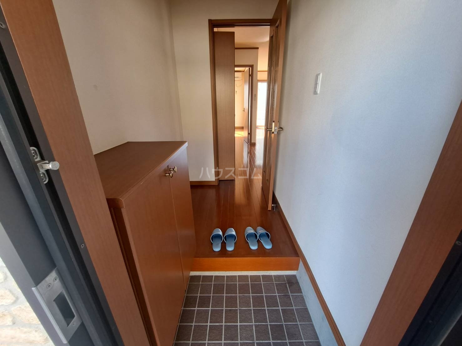 14/30 玄関