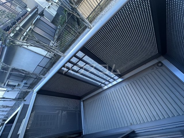 16/28 バルコニー