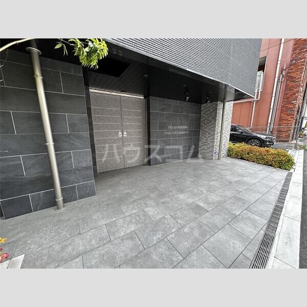 14/25 エントランス