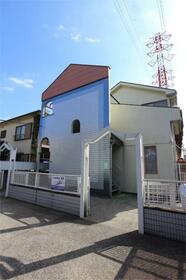 17/27 エントランス