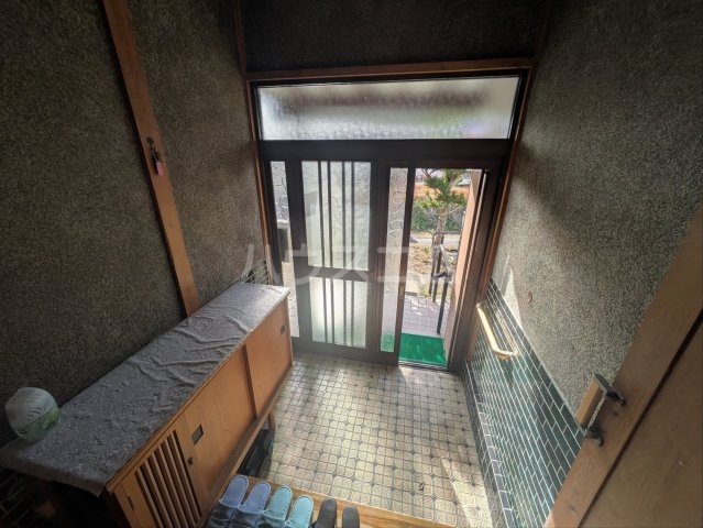 17/30 玄関