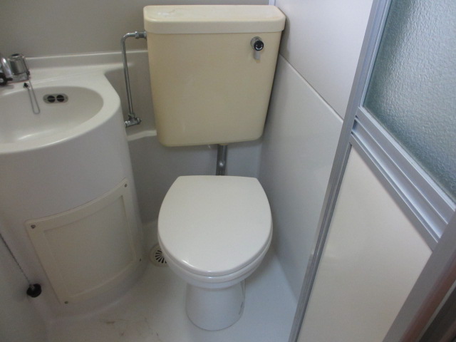 16/30 トイレ