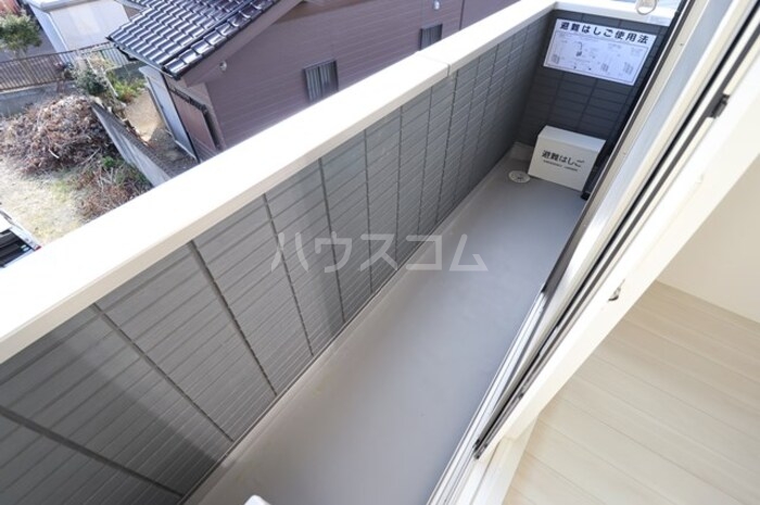 13/21 バルコニー