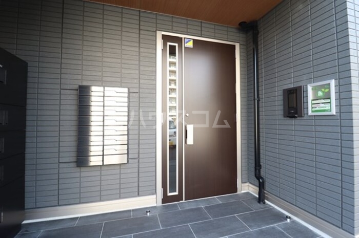 19/21 エントランス