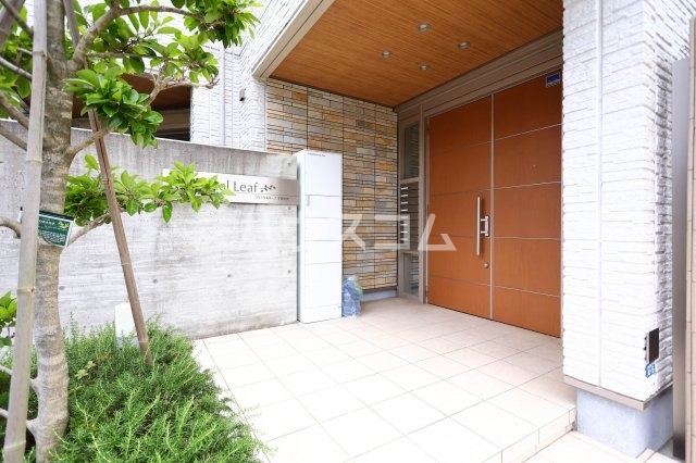 19/29 エントランス