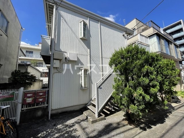 14/18 エントランス