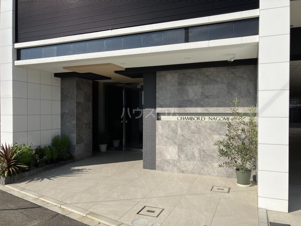 14/16 エントランス