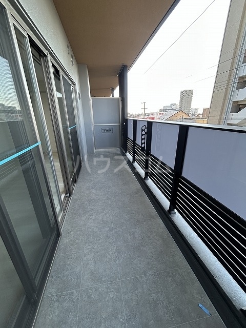 23/30 バルコニー