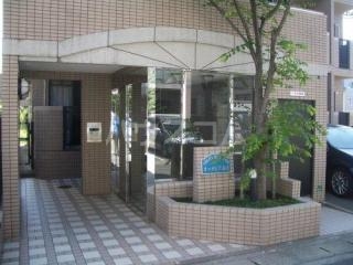 14/21 エントランス