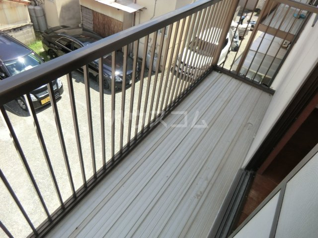 23/30 バルコニー