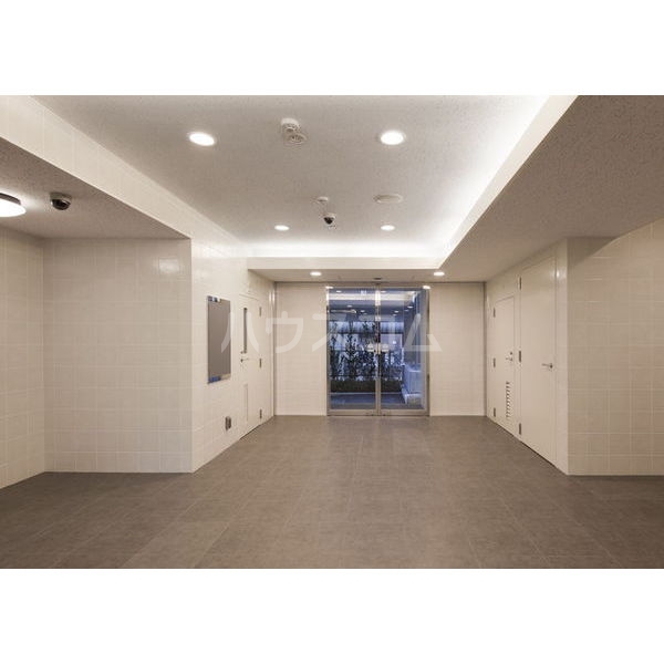 17/25 エントランス