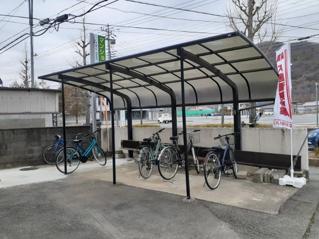 13/20 エントランス