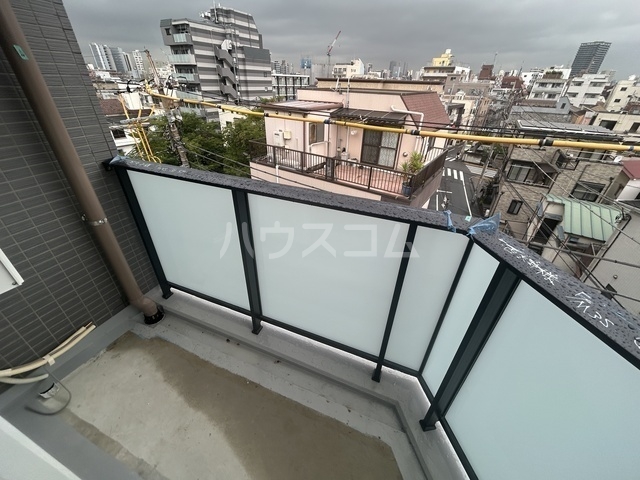19/26 バルコニー