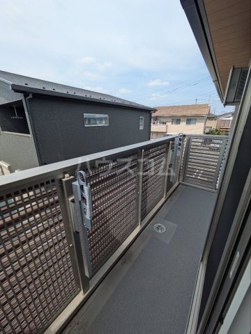 23/30 バルコニー
