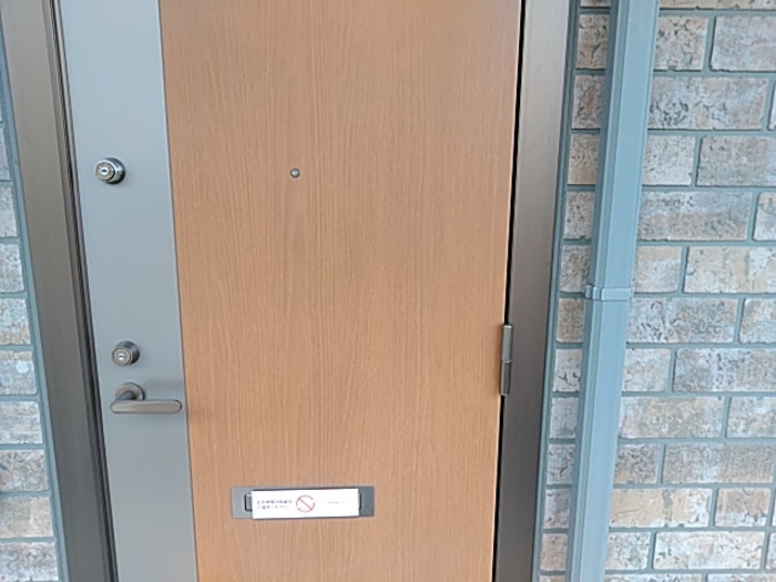 18/25 エントランス