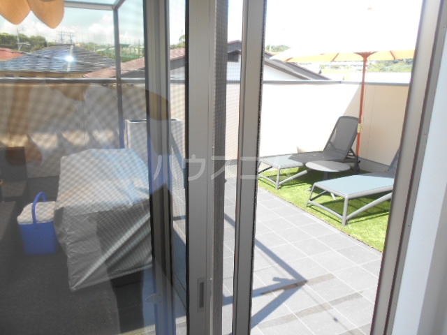 14/28 バルコニー