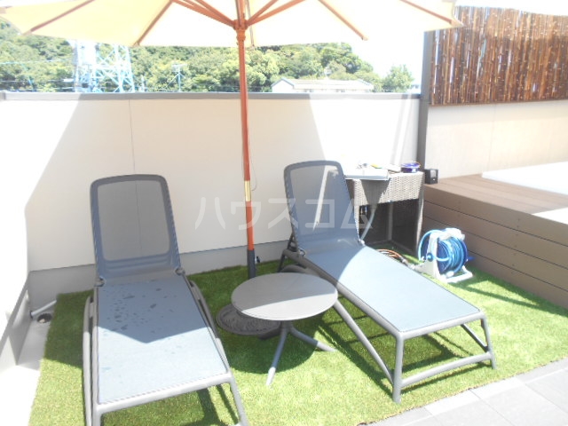 15/28 バルコニー