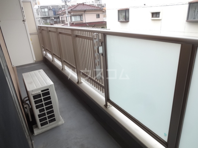 21/30 バルコニー