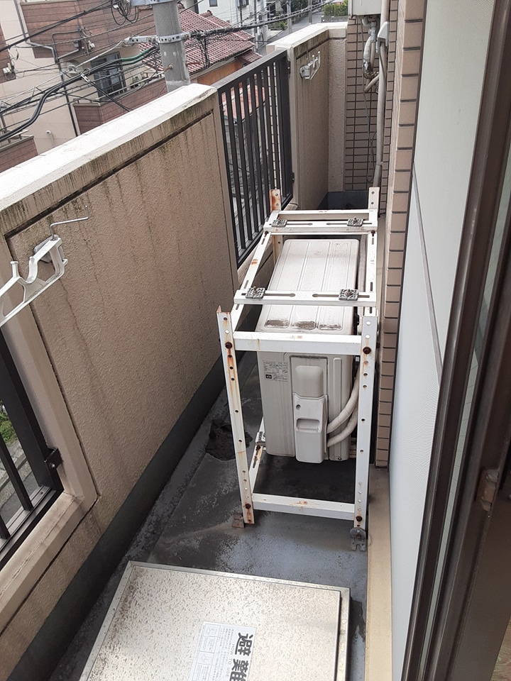 13/19 バルコニー