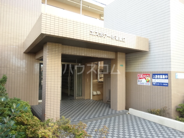 22/30 エントランス