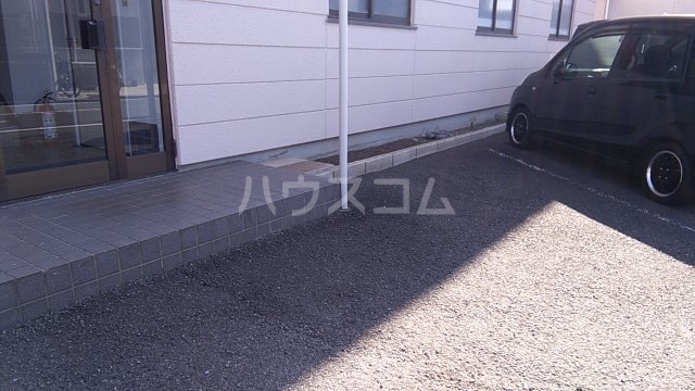 28/30 駐車場
