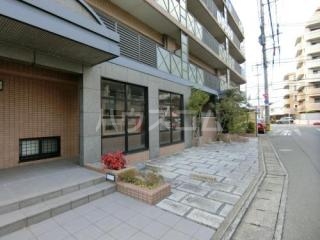 14/19 エントランス