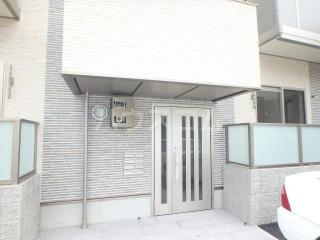 2/5 エントランス