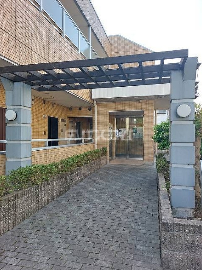 1/4 エントランス